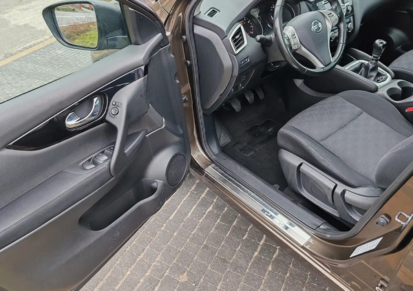 Nissan Qashqai cena 45999 przebieg: 283187, rok produkcji 2016 z Wolbrom małe 781